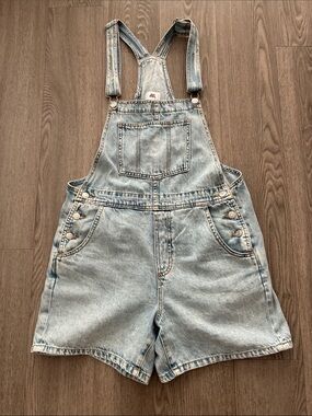 Light Wash Denim Short Overalls Jumpsuit US size 6